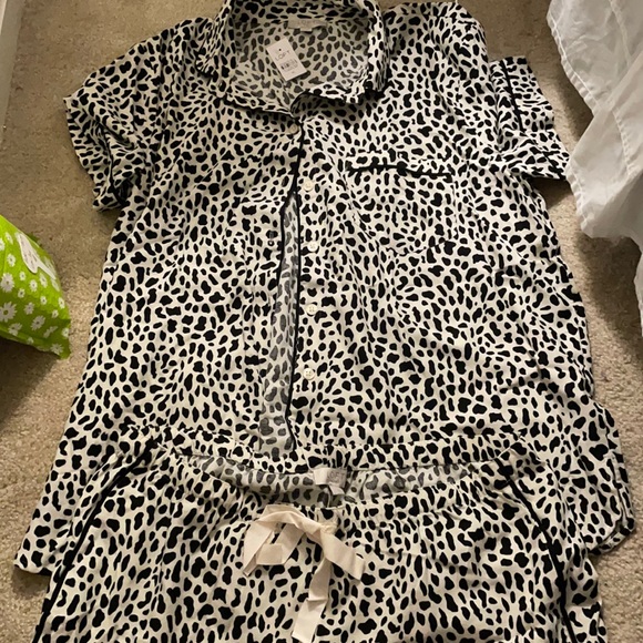 LOFT Other - Loft Cheetah Pajama set